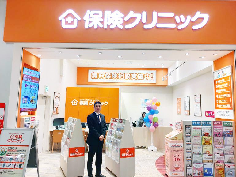 ららぽーと豊洲店外観と境吉彦さん